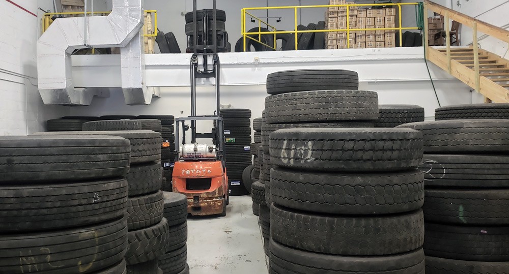 ImexUSA-CarTruckUsedTires-Slider-Products2C