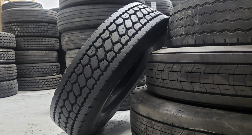 ImexUSA-CarTruckUsedTires-Slider-Products3D